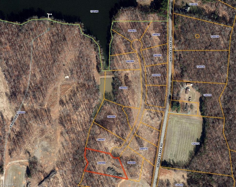 7907 Duck Pond Court Property Photo 1