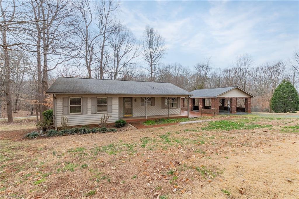 149 Lake Drive 8 Property Photo