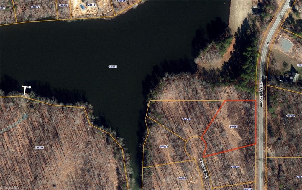 8018 Duck Pond Court Property Photo