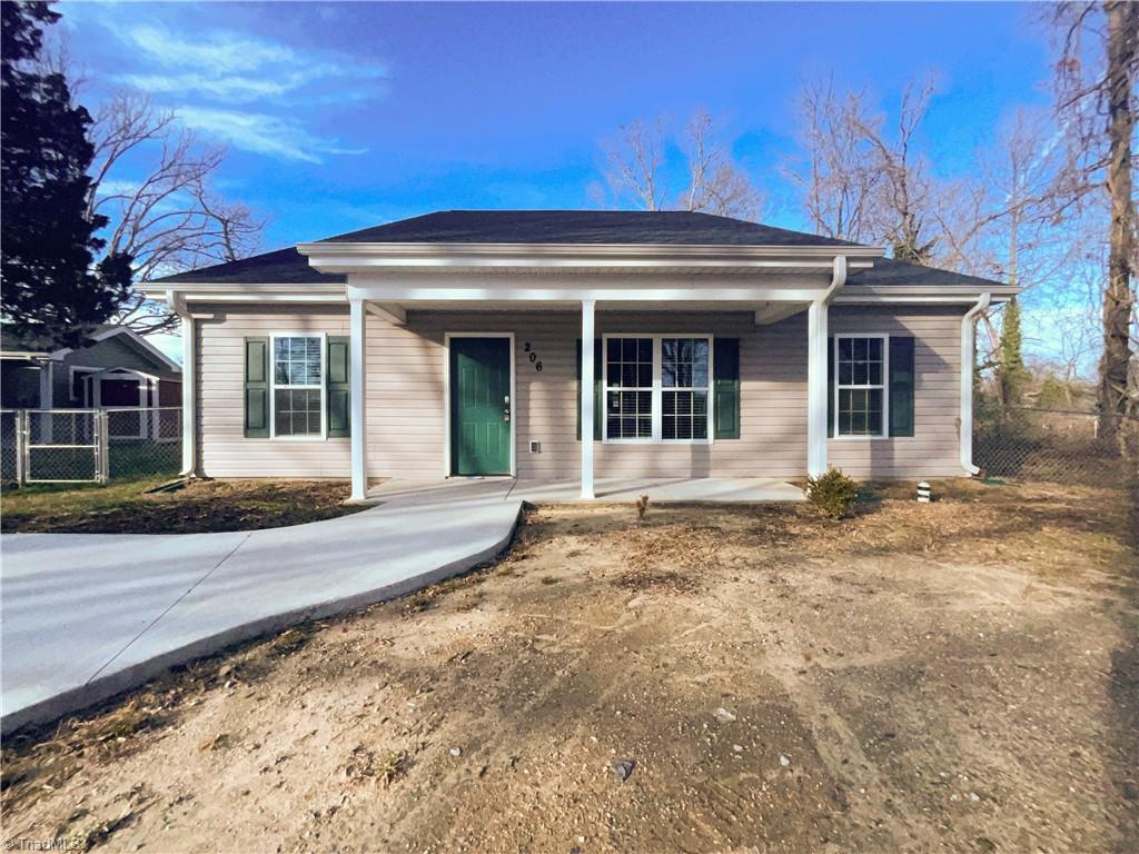 206 Princeton Avenue Property Photo