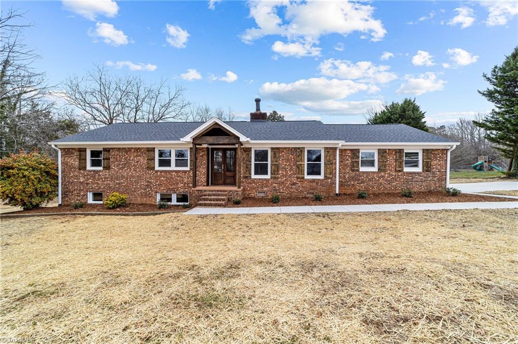 2006 Ledford Road Property Photo