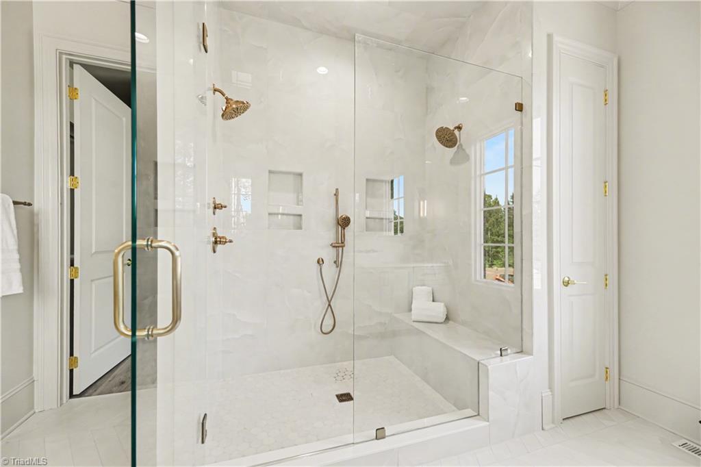 7126 Lion's Gate Drive Property Photo 23