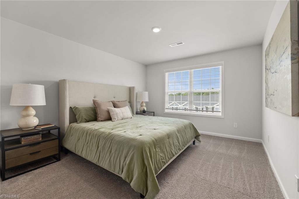 1729 University Drive # D1 Property Photo 13