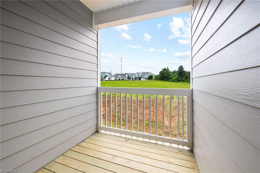 1729 University Drive # D1 Property Photo 30