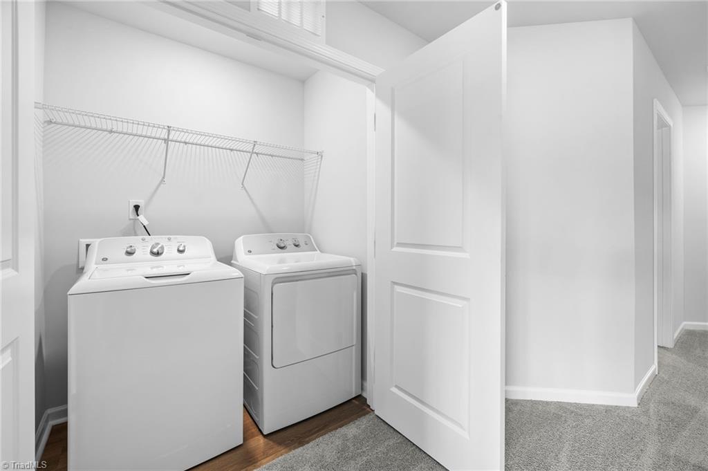 1729 University Drive # D1 Property Photo 41