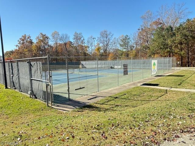 1811 Parham Drive # 89 Property Photo 25