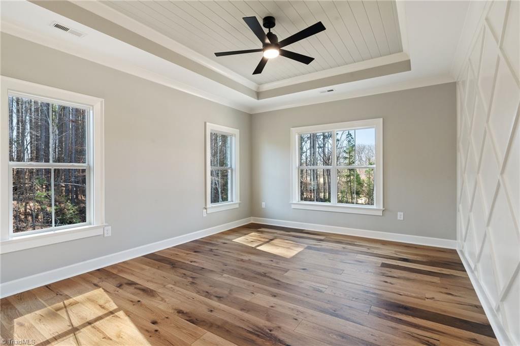1055 Medinah Drive Property Photo 14