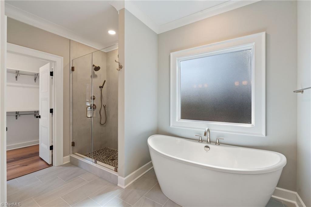 1055 Medinah Drive Property Photo 19