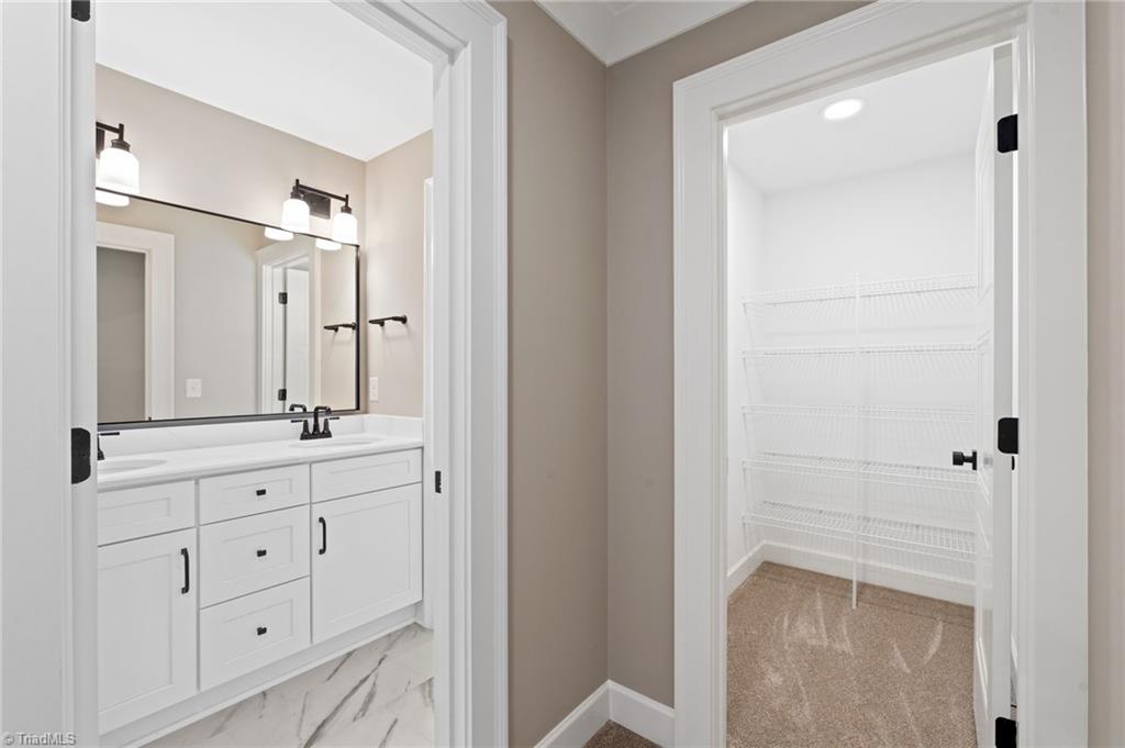 1055 Medinah Drive Property Photo 33