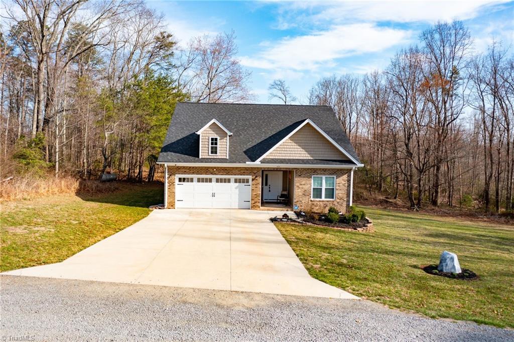 Thurmond Real Estate Listings Main Image