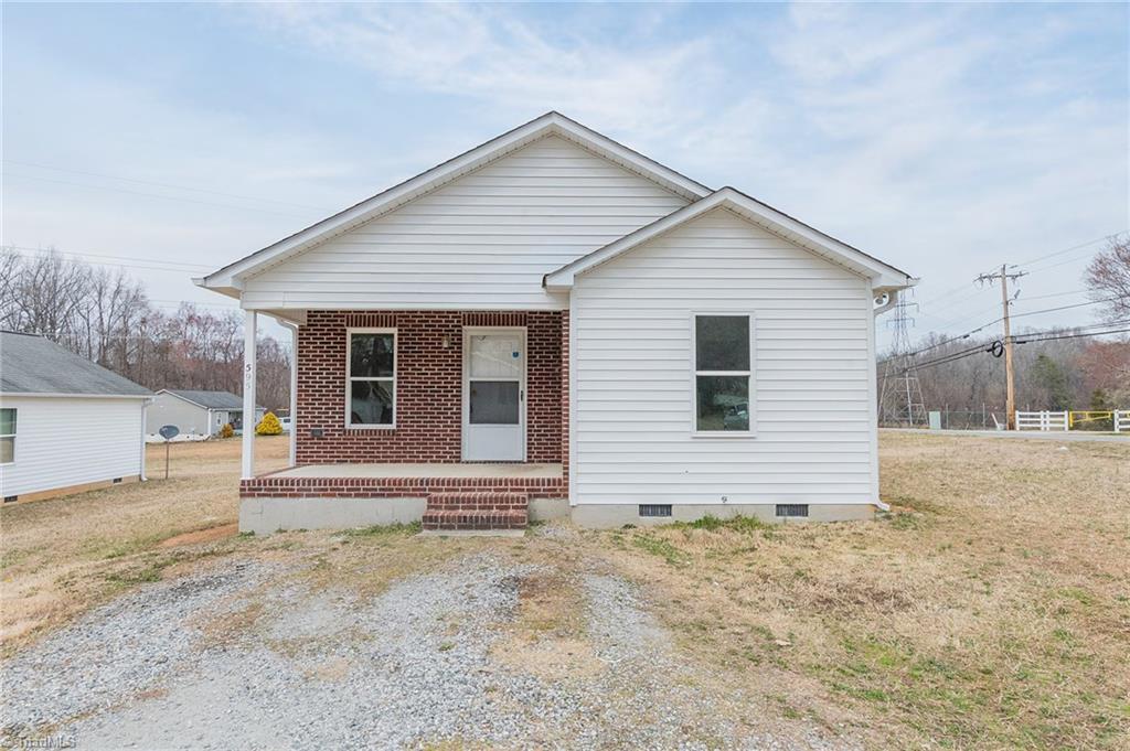 595 Parthelia Court Property Photo