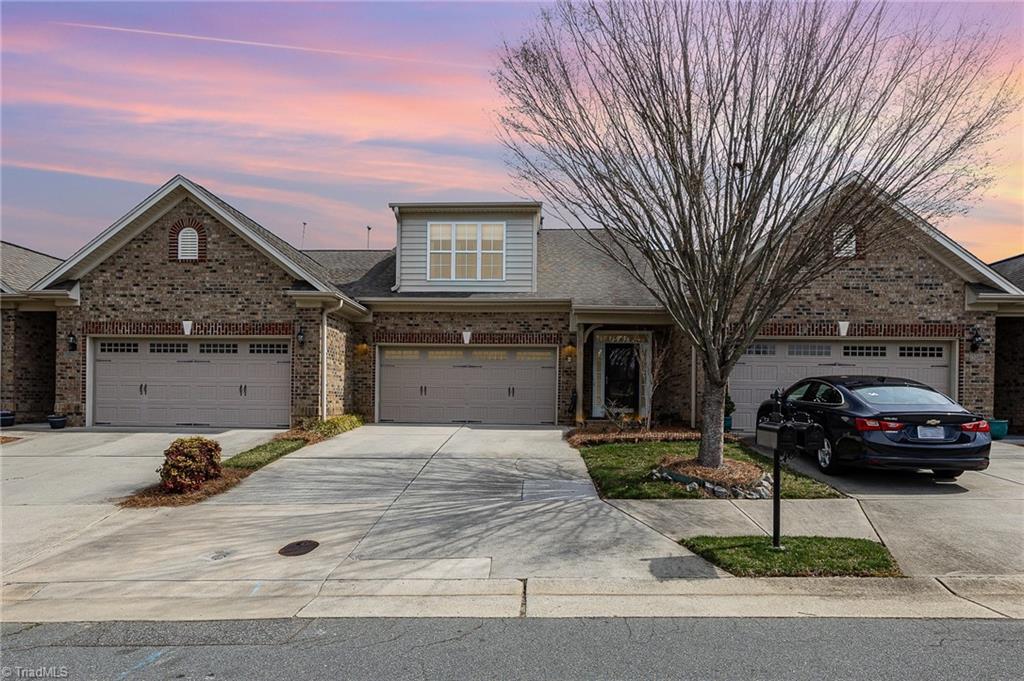 5252 Esher Drive Property Photo