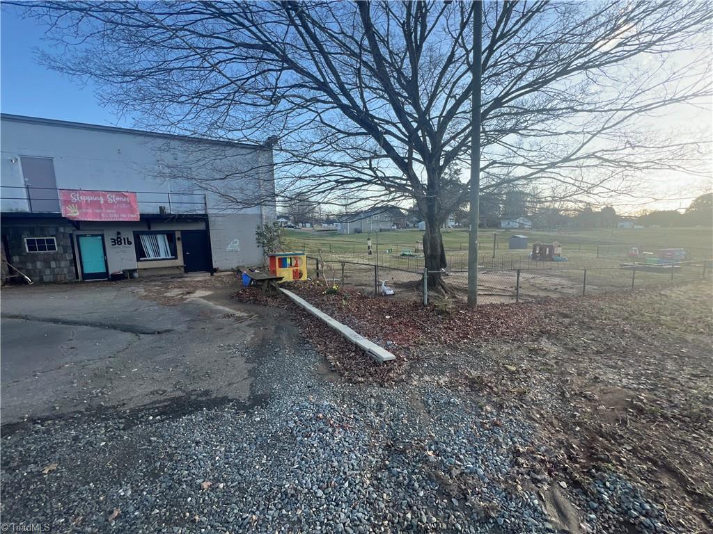 3810 Clemmons Road Property Photo 1