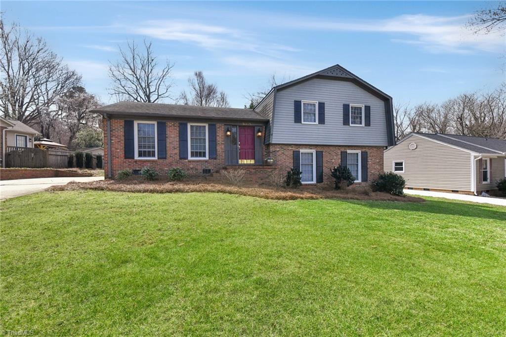 5305 Bennington Drive Property Photo