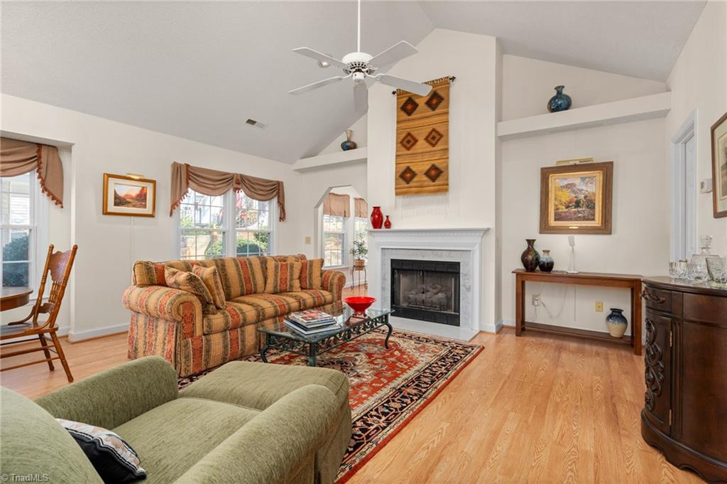 11 Cedar Knoll Drive Property Photo 2