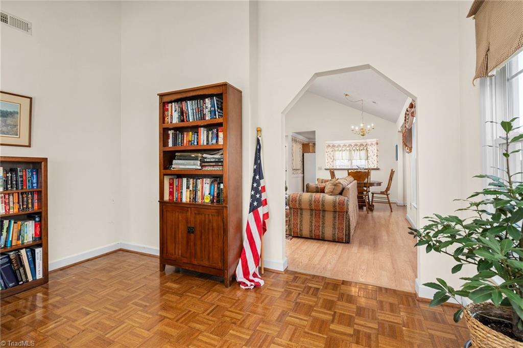 11 Cedar Knoll Drive Property Photo 23