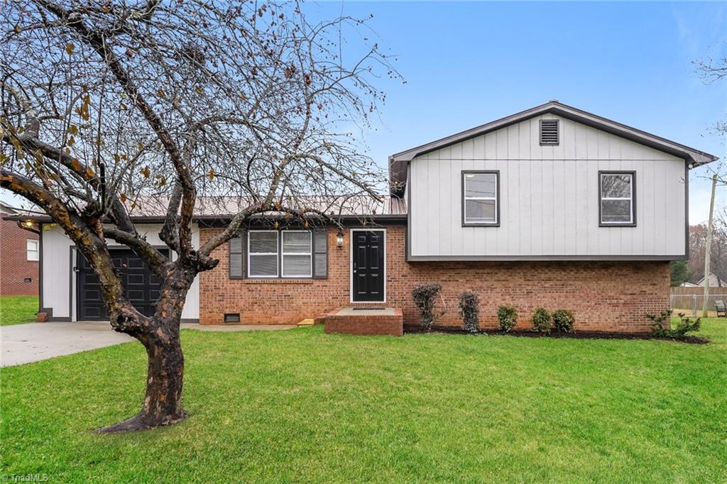 5821 Moravia Road Property Photo