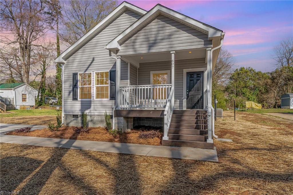 607 Hoover Drive Property Photo