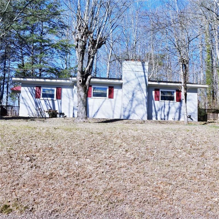 201 Blue Hollow Road Property Photo