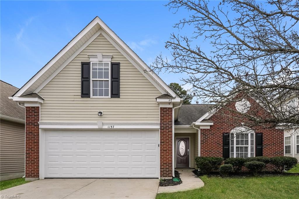 1137 Hawick Drive Property Photo