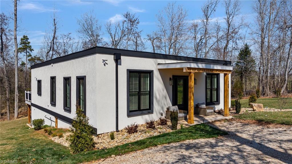 150 Ivory Lane Property Photo