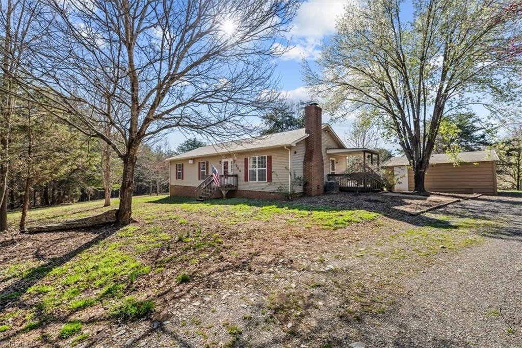 786 Mcdowell Country Trail Property Photo