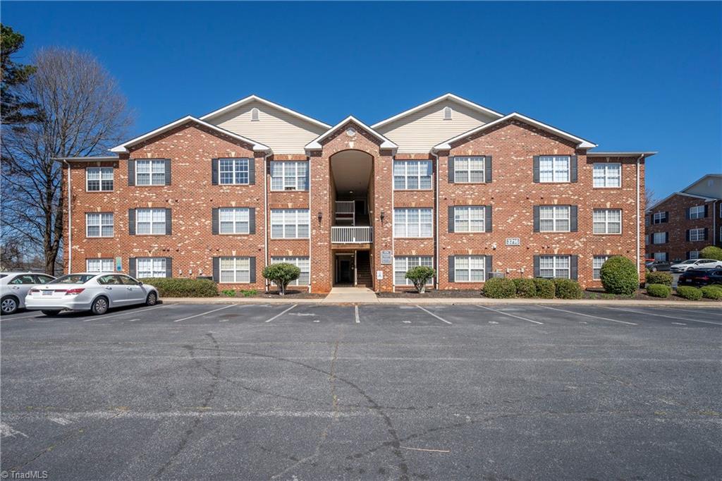 3716 Cotswold Avenue # D Property Photo