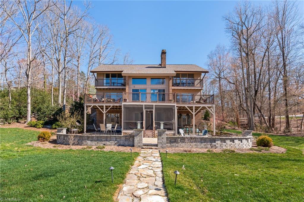 211 Cascade Drive Property Photo