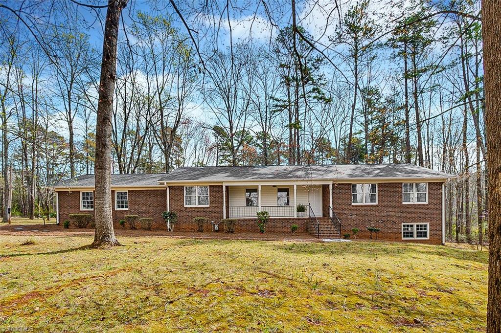 231 Inwood Road Property Photo