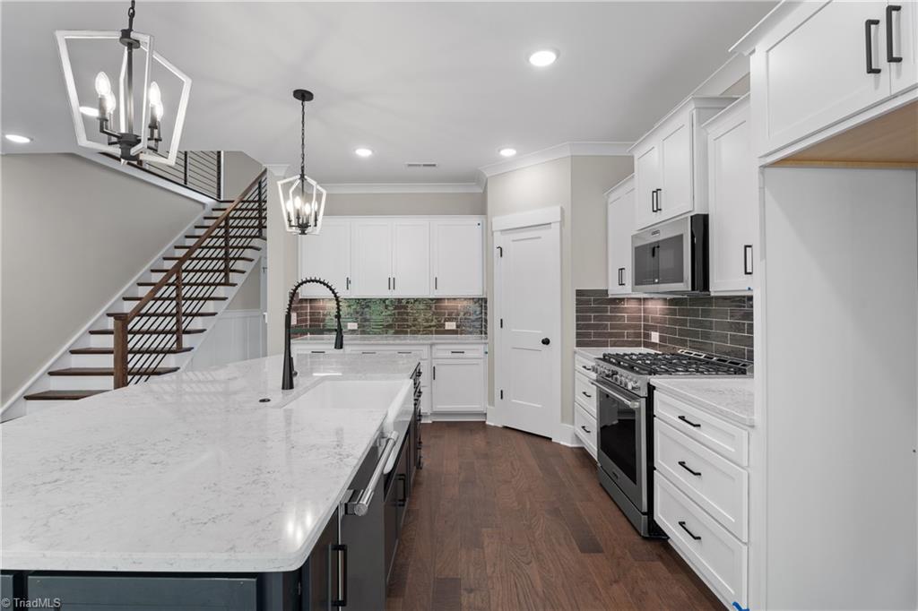 2751 Monarch Way Property Photo 14