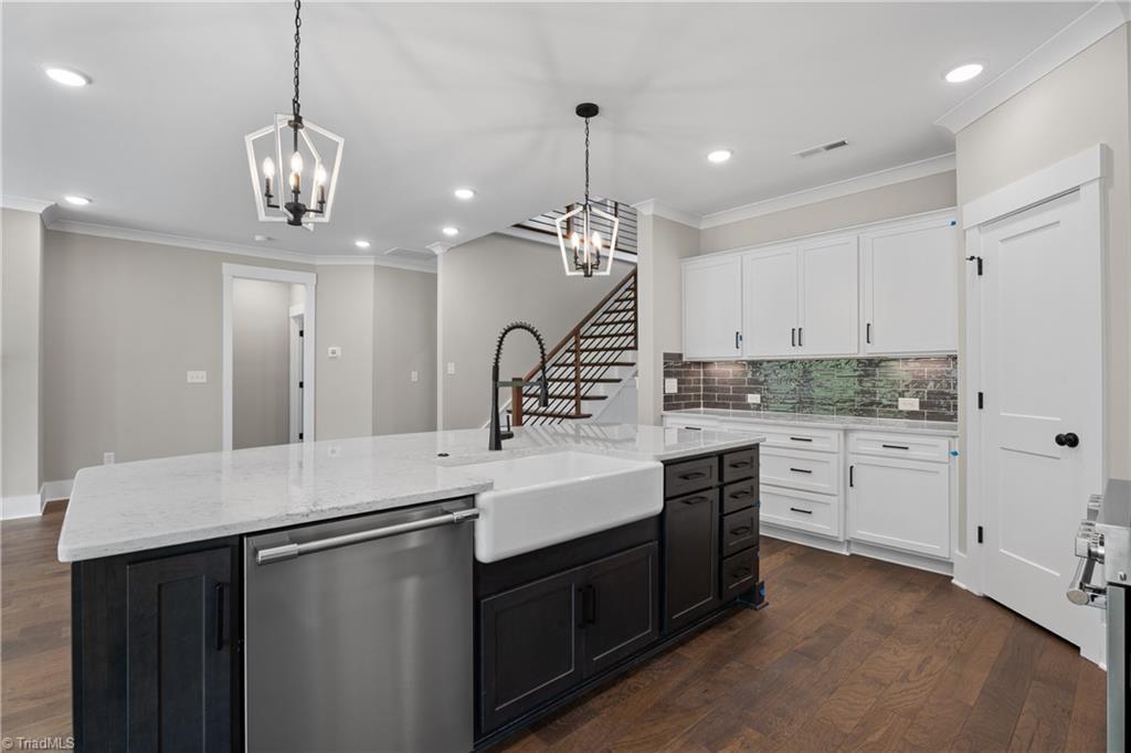 2751 Monarch Way Property Photo 15