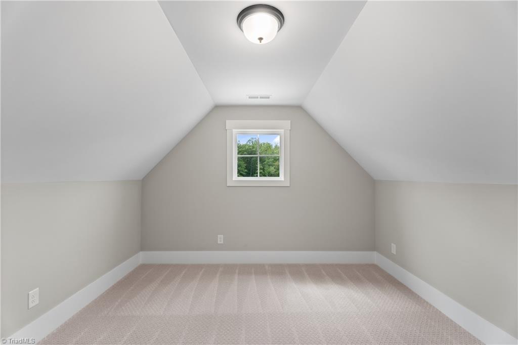 2751 Monarch Way Property Photo 33