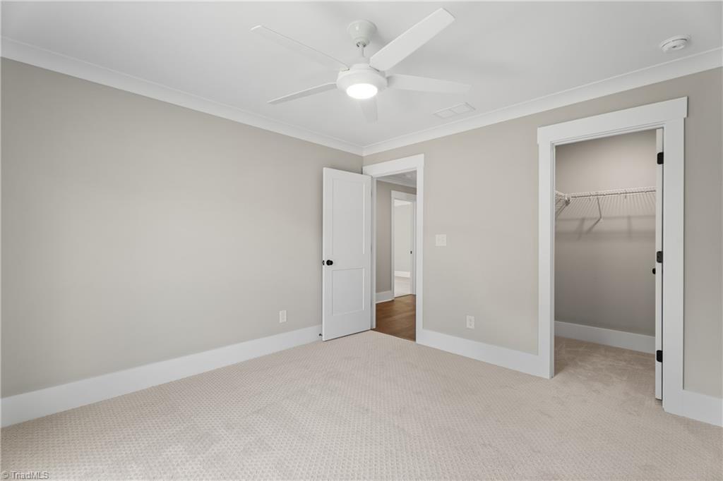 2751 Monarch Way Property Photo 35