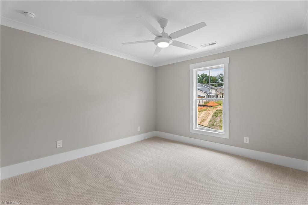 2751 Monarch Way Property Photo 36