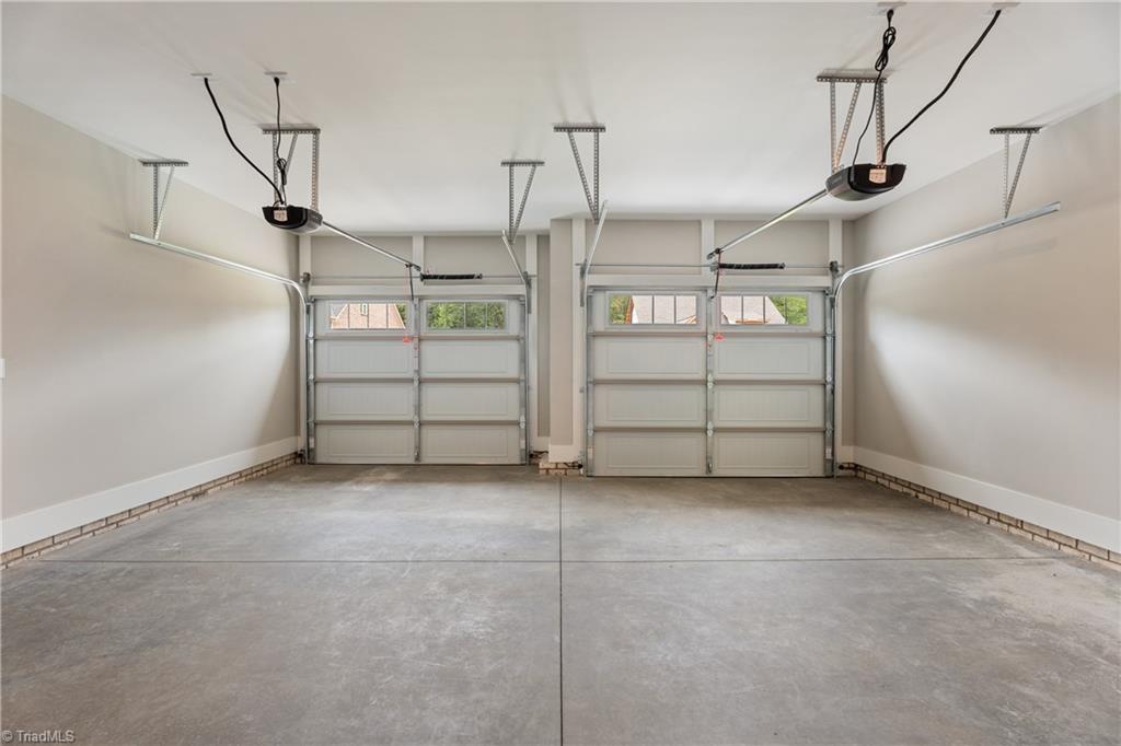 2751 Monarch Way Property Photo 44