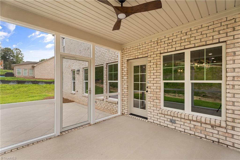 2751 Monarch Way Property Photo 45