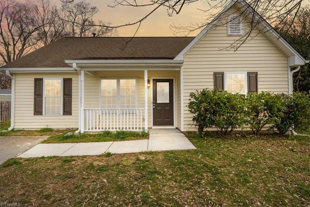 1542 Farningham Lane Property Photo