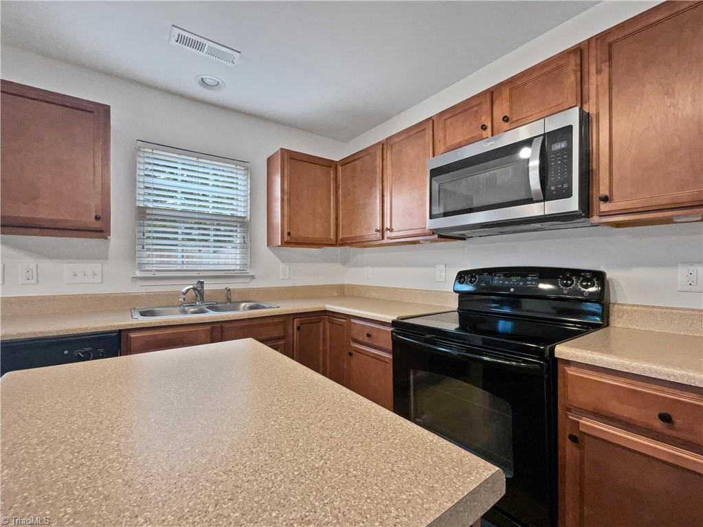 6600 Maderia Court Property Photo 8