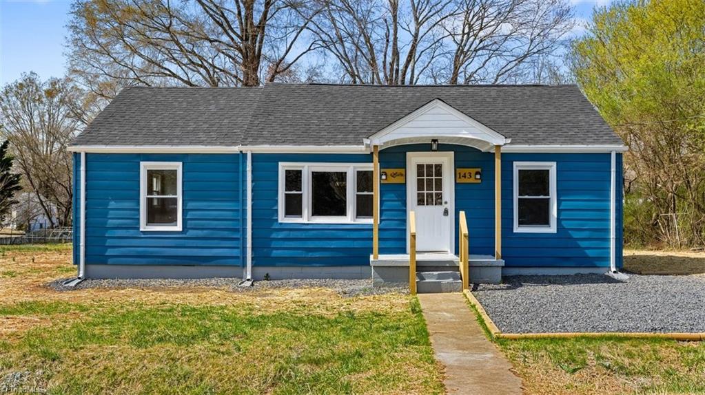 Call School Board Real Estate Listings Main Image