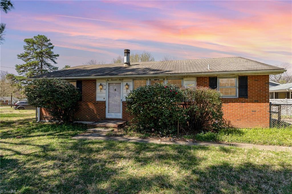 Smith Real Estate Listings Main Image