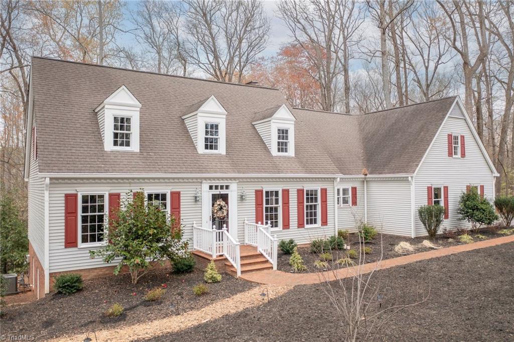 5965 Woodfield Drive Property Photo
