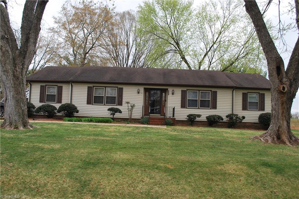 154 Meadowview Road Property Photo