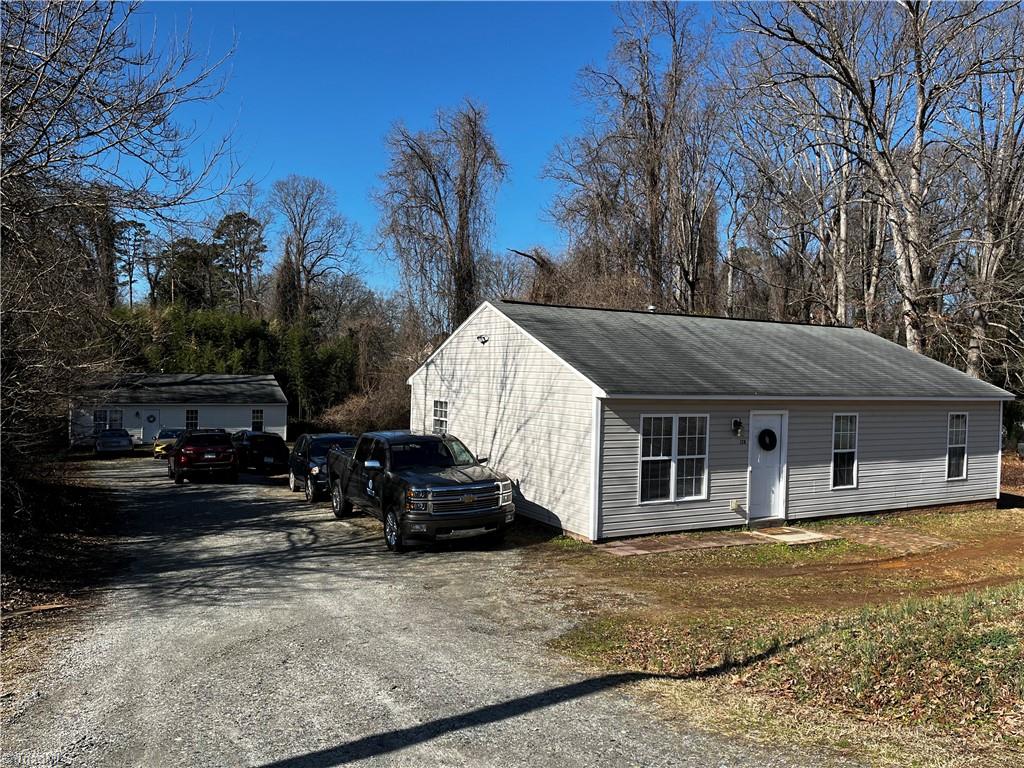 130 Manor Drive Property Photo