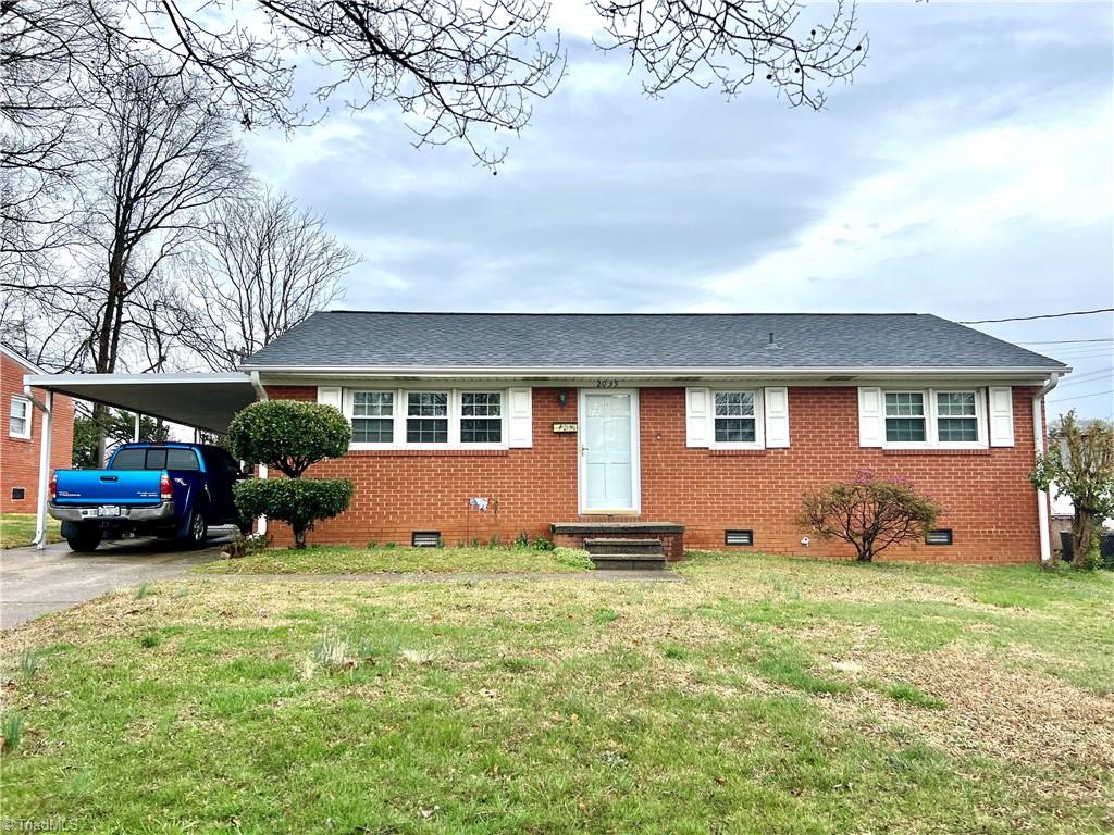2035 Twain Road Property Photo