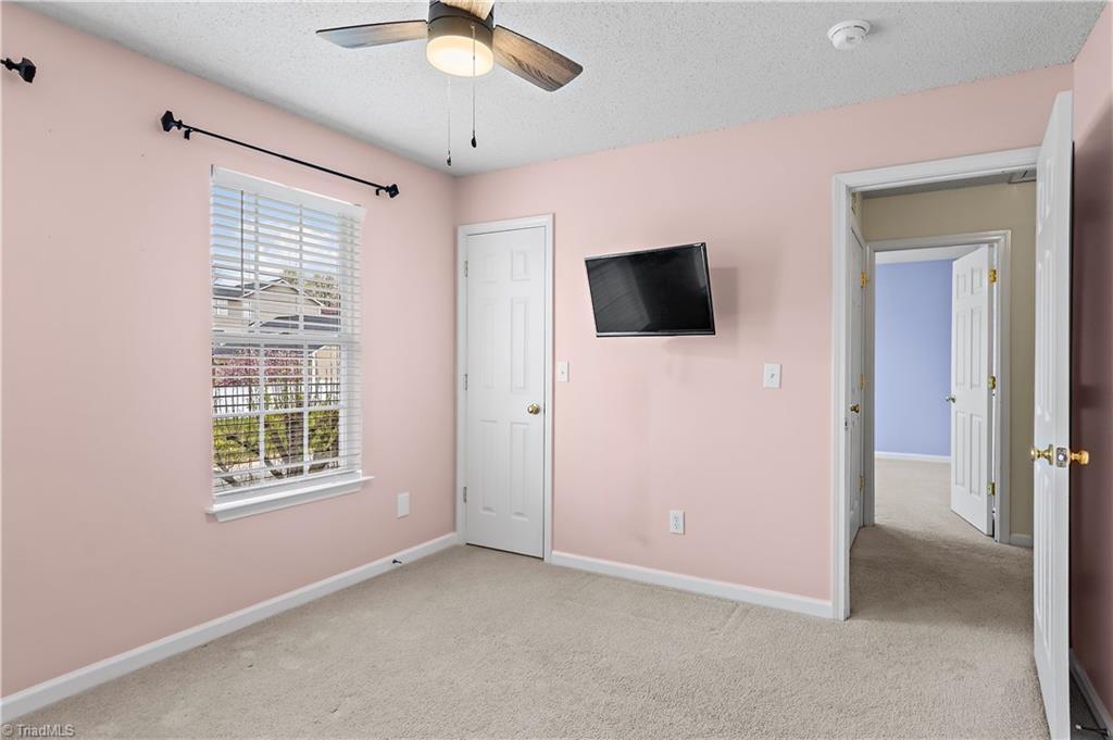 220 Creekview Drive Property Photo 25