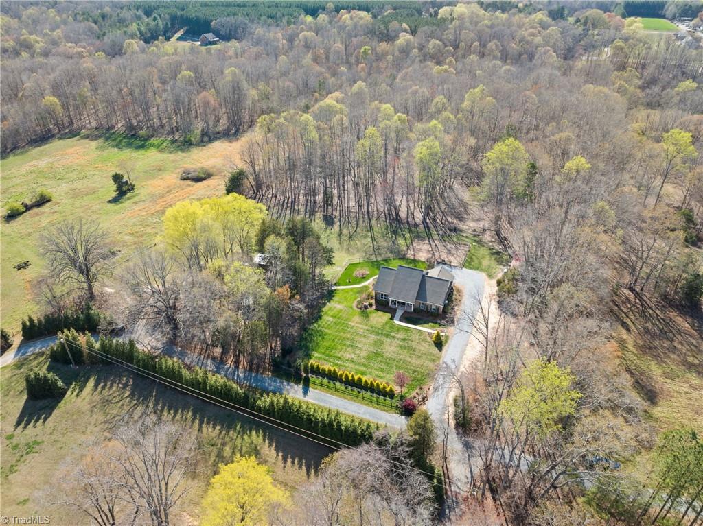 223 John Snider Road Property Photo 1