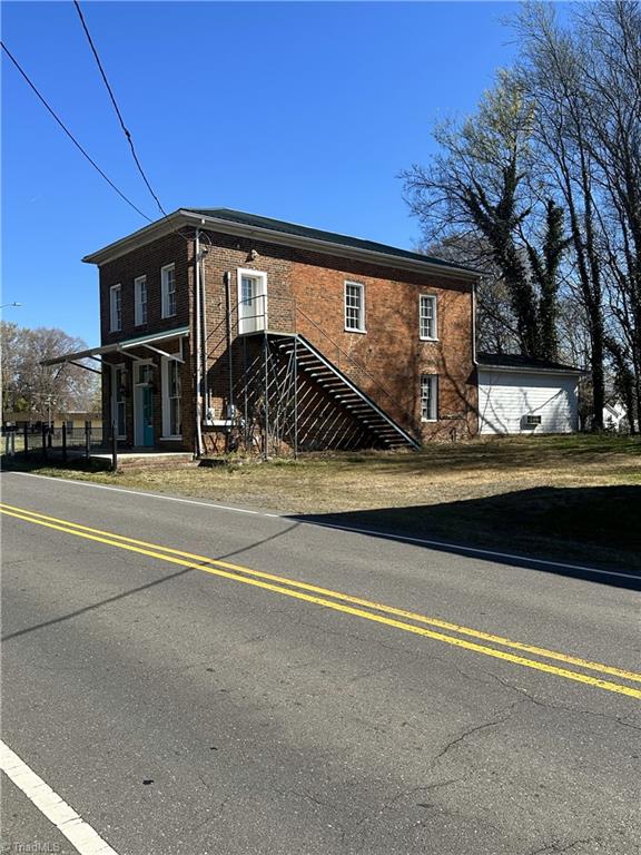 1890 Property Photo 6