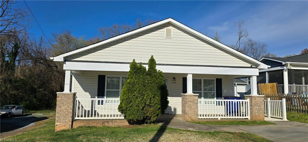 2046 N Cherry Street Property Photo