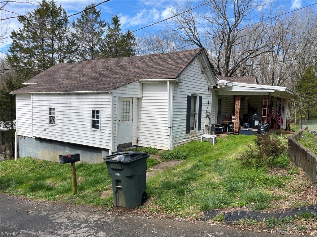 607 Water Street Property Photo
