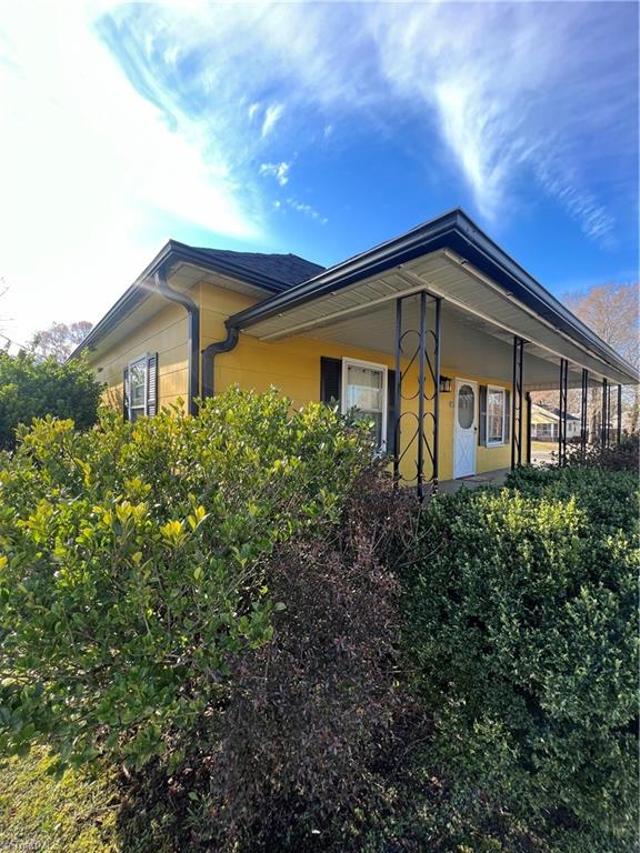 515 Whitsett Avenue Property Photo